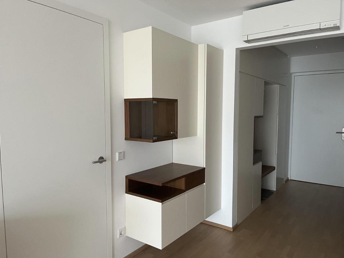 Luxusappartement Mit Garage Im Zentrum วีเนอร์นอยชตัดท์ ภายนอก รูปภาพ