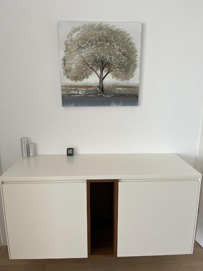 Luxusappartement Mit Garage Im Zentrum วีเนอร์นอยชตัดท์ ภายนอก รูปภาพ