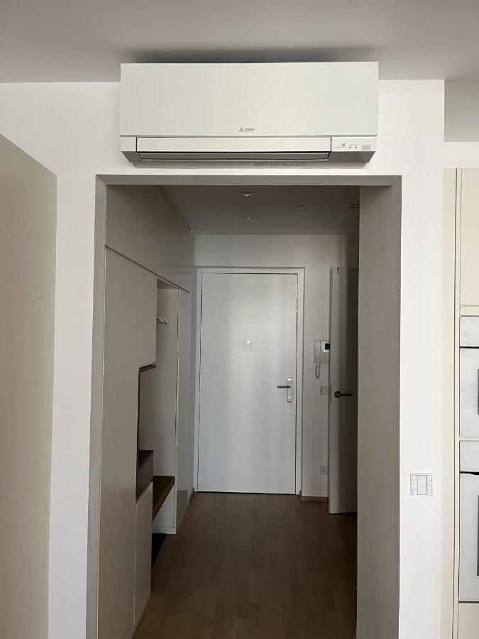 Luxusappartement Mit Garage Im Zentrum วีเนอร์นอยชตัดท์ ภายนอก รูปภาพ